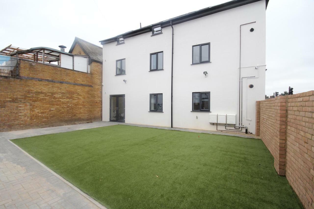 Holden Court Apartments - Apt 3 West Drayton  Екстериор снимка