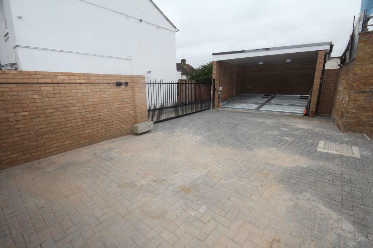 Holden Court Apartments - Apt 3 West Drayton  Екстериор снимка